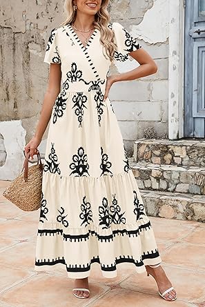 Womens 2025 Summer Casual V Neck Boho Maxi Dress Flowy Aline Bell Sleeve Tiered Floral Dresses with Pocket